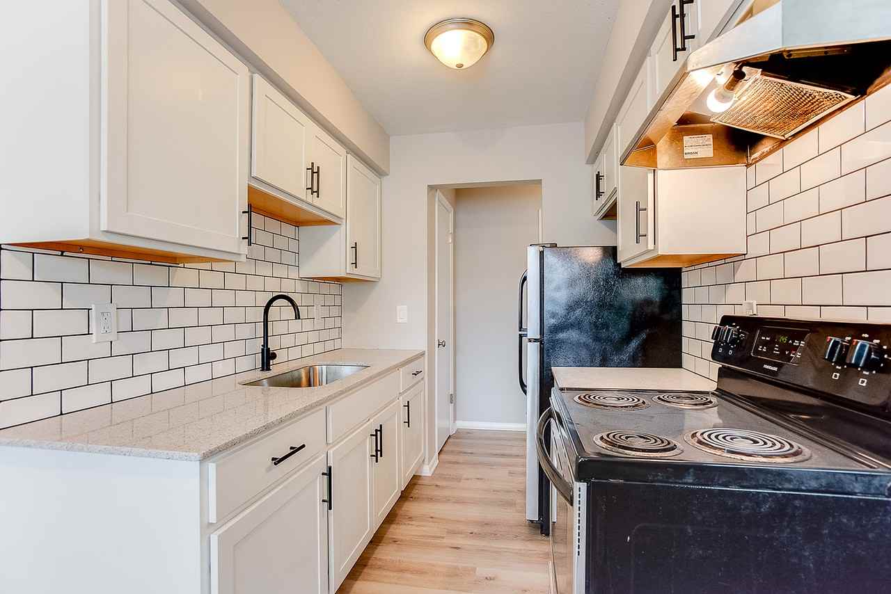 3rd Street Apartments - Photo 3 of 29