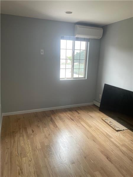 2258 97th St - Photo 3 of 7