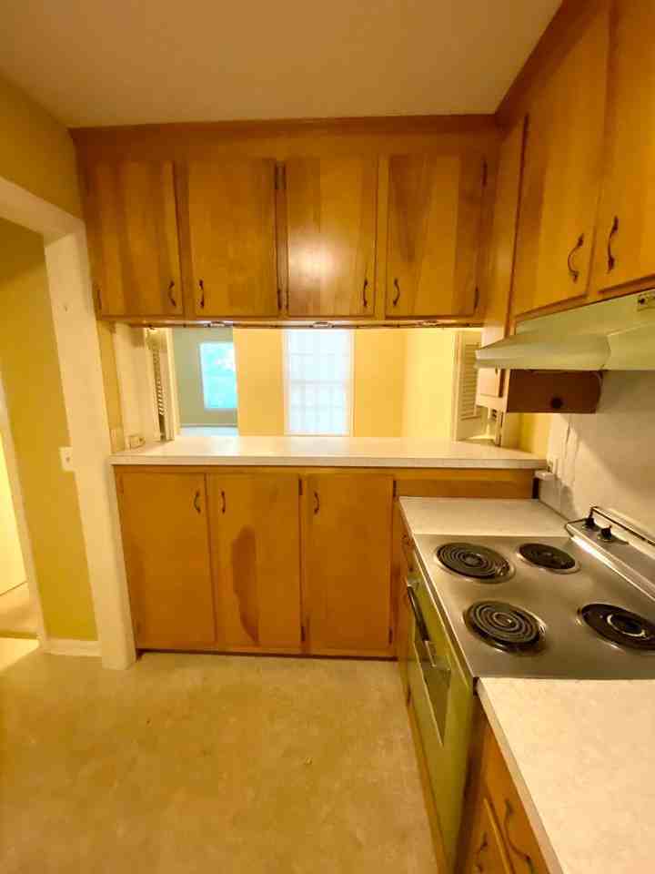 106 Strode Circle - Photo 3 of 19