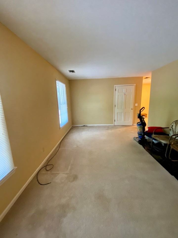 106 Strode Circle - Photo 6 of 19