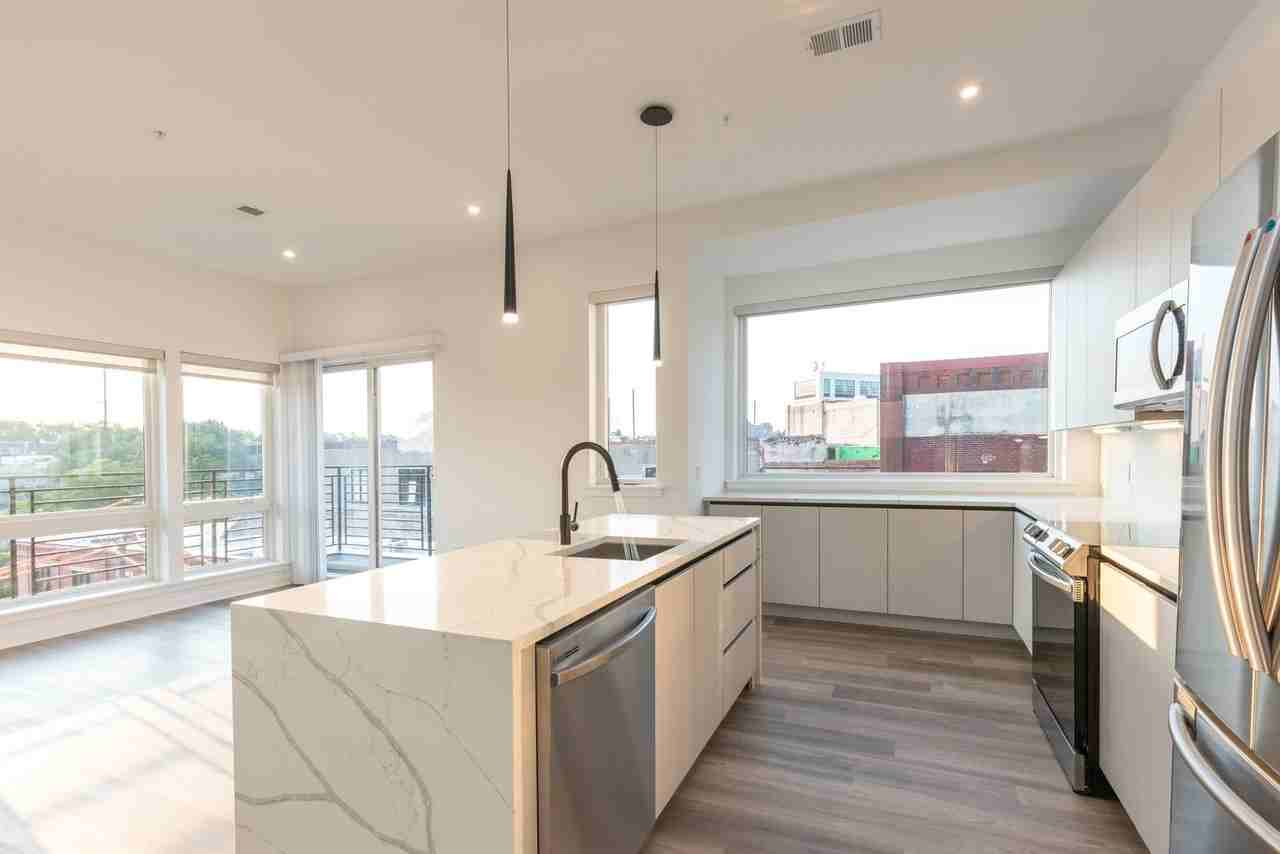 BRUBOX - Photo 3 of 50