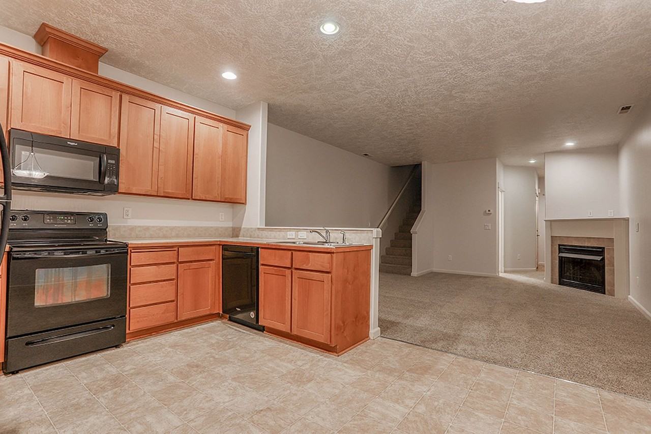 Chase Landing - Photo 7 of 36