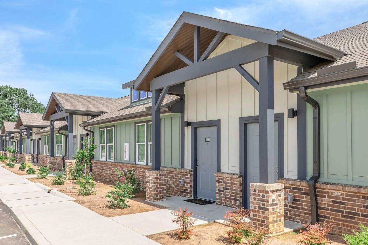 Virtu on Cumberland - Photo 6 of 50