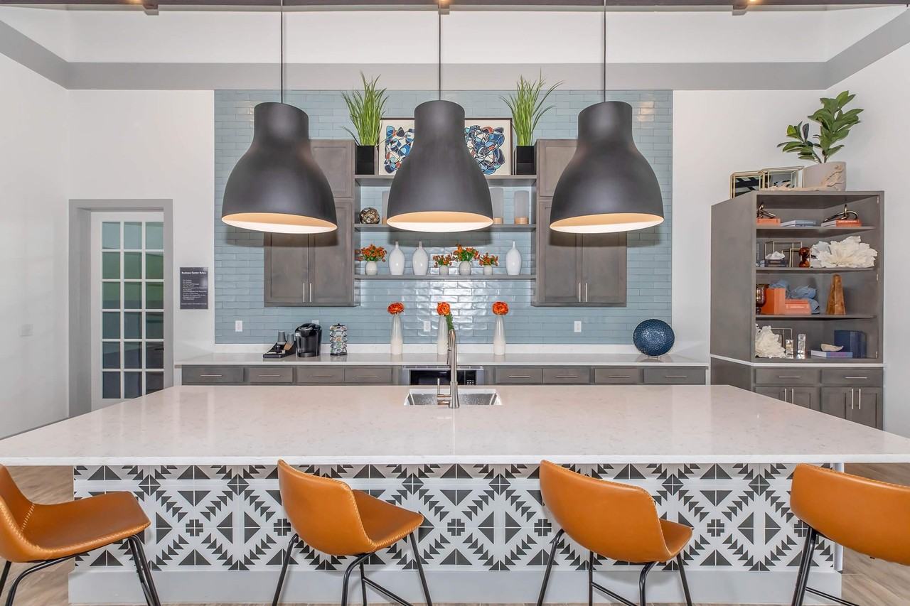 Virtu on Cumberland - Photo 7 of 50