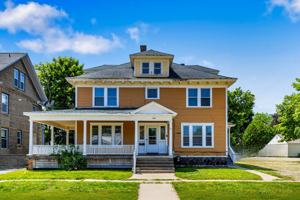featured image of 210 S Monroe St