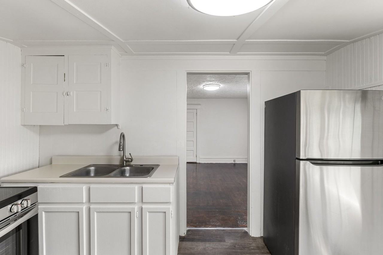Riverside (Albion 64 LLC) - Photo 2 of 17