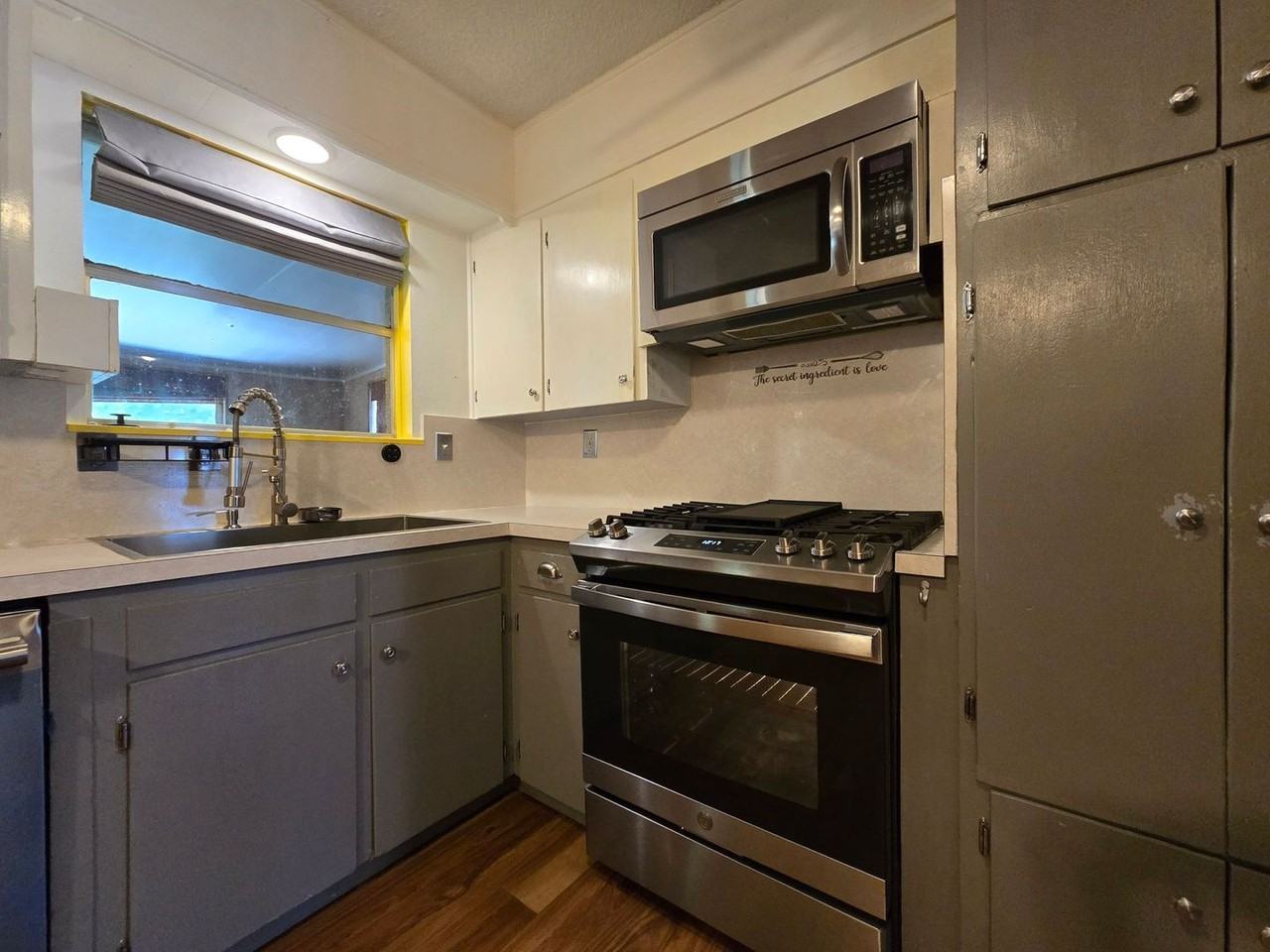 518 Kate St - Photo 5 of 22