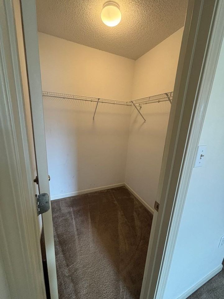1129 Ivey Ter - Photo 4 of 25