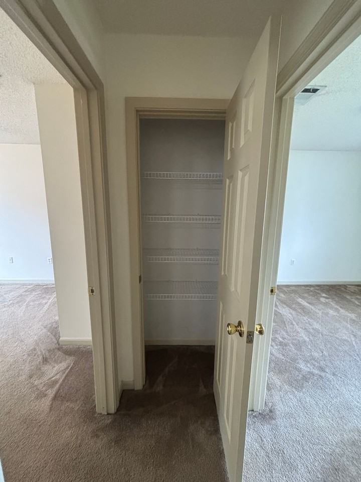 1129 Ivey Ter - Photo 6 of 25