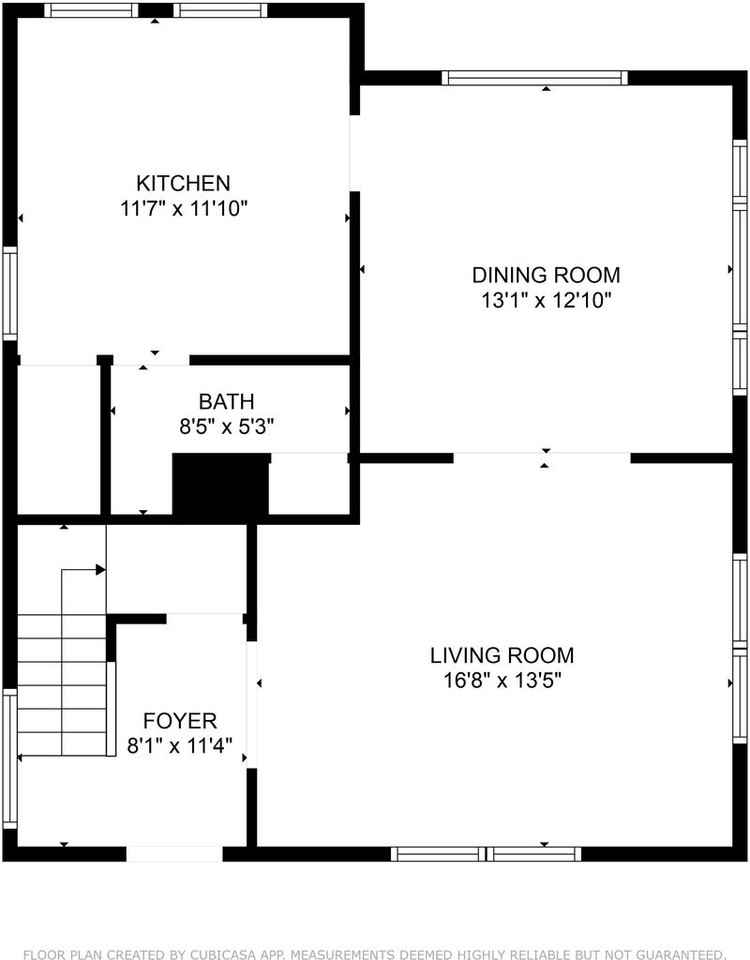 837 Center St W - Photo 3 of 19