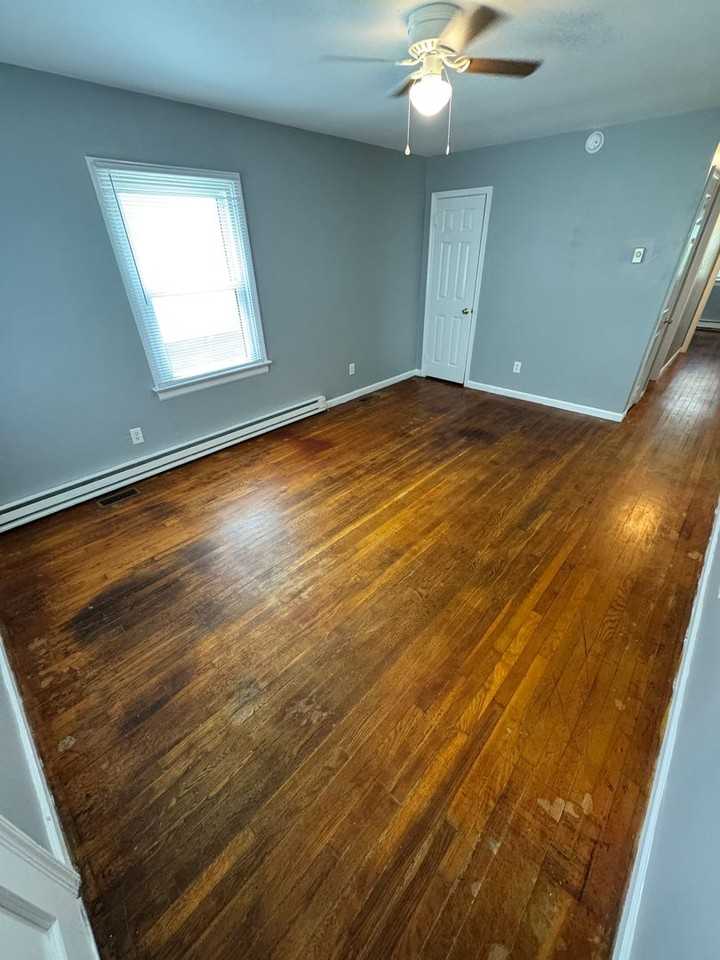 4504 Corbin St - Photo 2 of 18