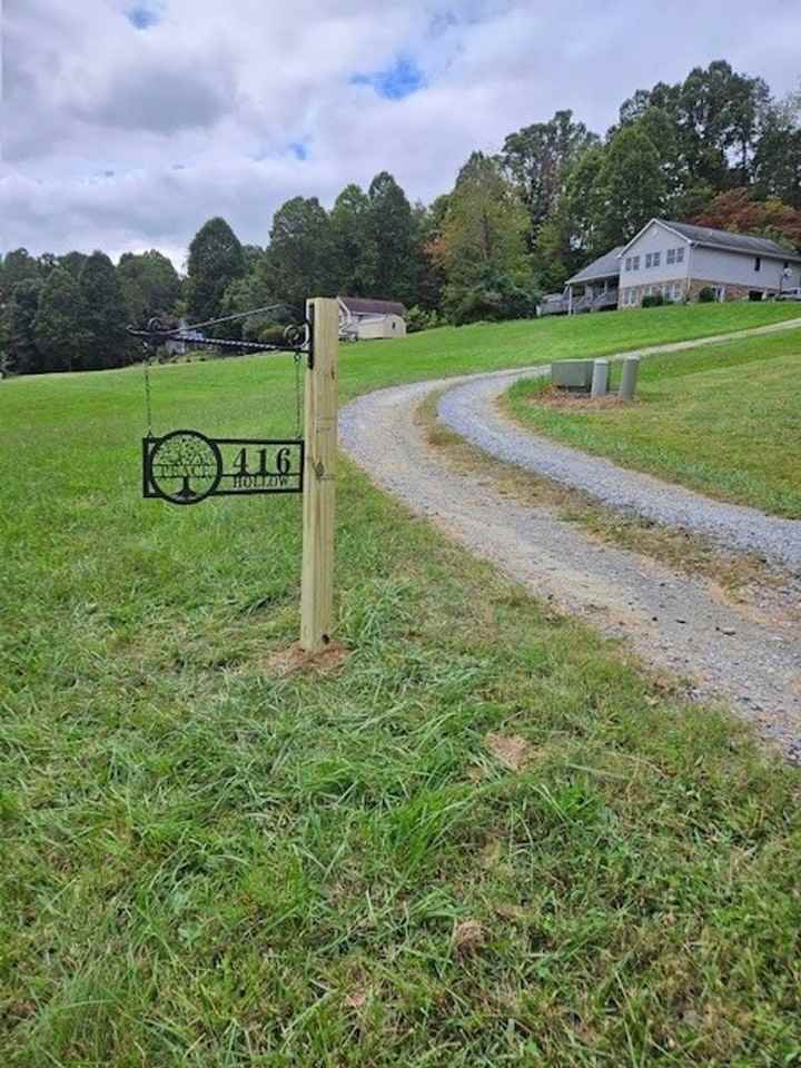 416 Harrington Hollow Rd - Photo 2 of 39