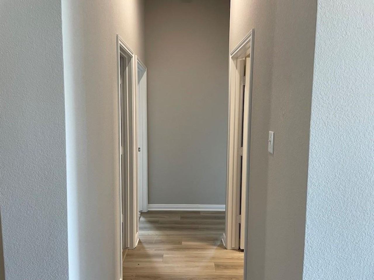 5625 St Charles Dr - Photo 6 of 33