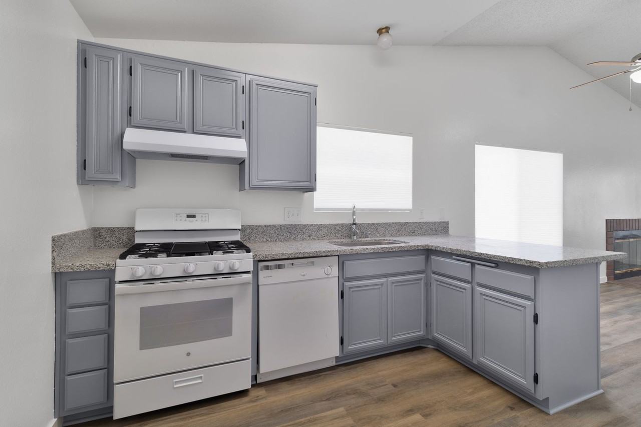 14437 Birchwood Dr #SFR - Photo 3 of 7
