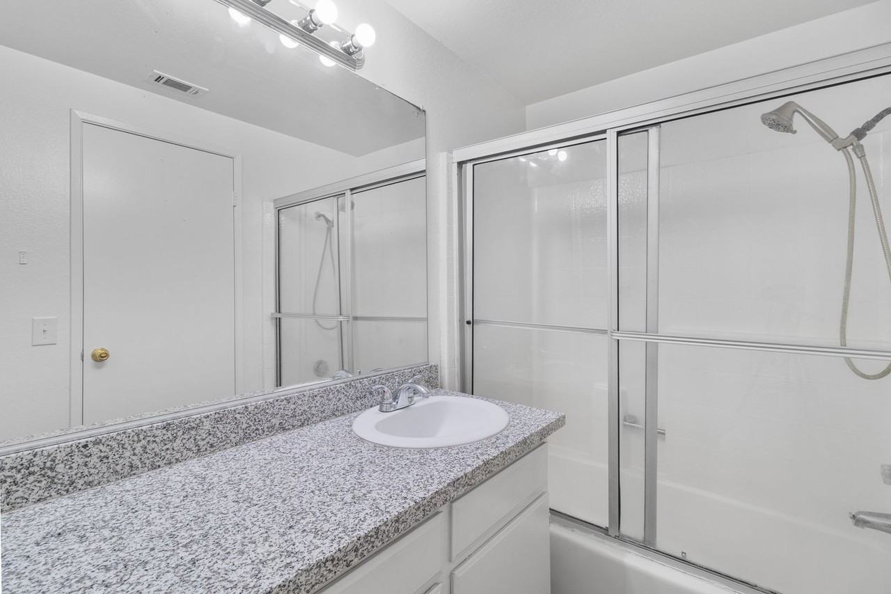 14437 Birchwood Dr #SFR - Photo 5 of 7