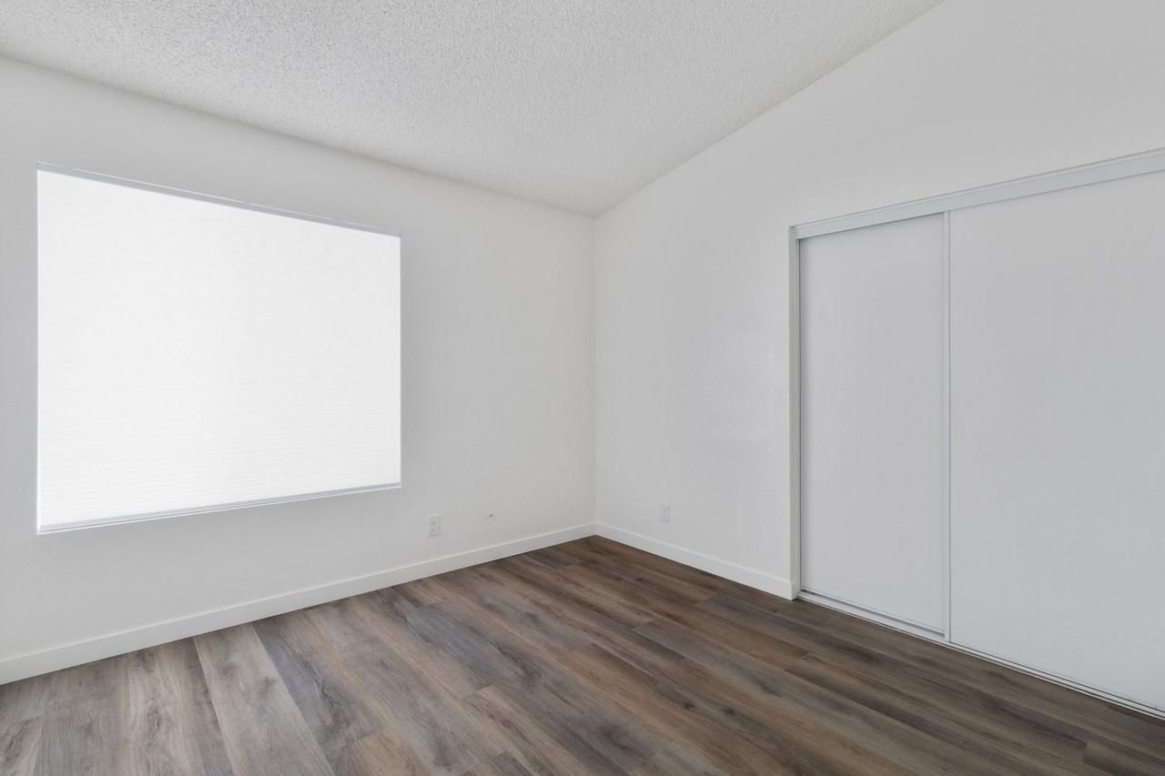 14437 Birchwood Dr #SFR - Photo 4 of 7