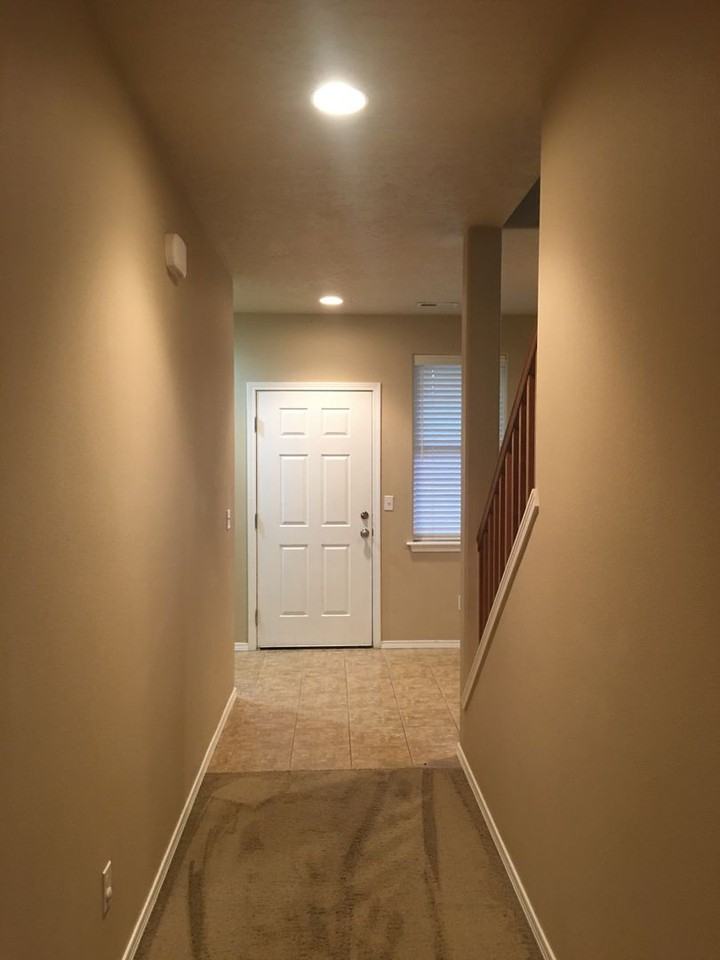 6308 Ochoco Ln - Photo 4 of 23
