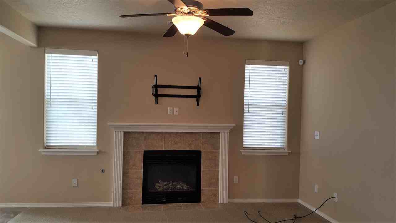 6308 Ochoco Ln - Photo 7 of 23