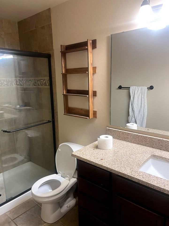 872 Ferguson Ave - Photo 2 of 5