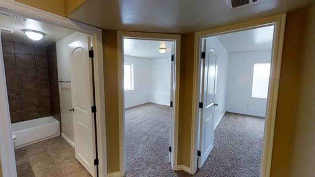 4000 E Mount Airey Dr - Photo 7 of 13