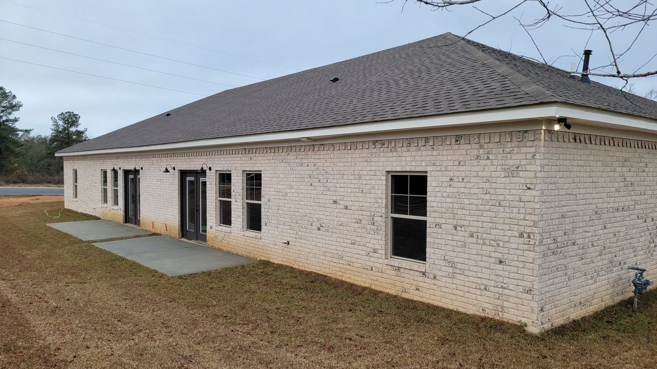 109 Jennie Dr - Photo 3 of 30
