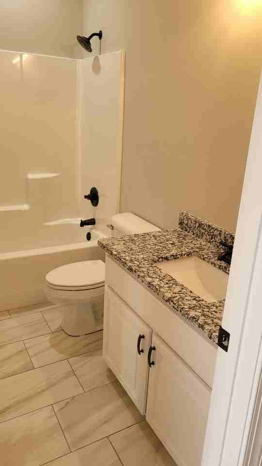 109 Jennie Dr - Photo 7 of 30