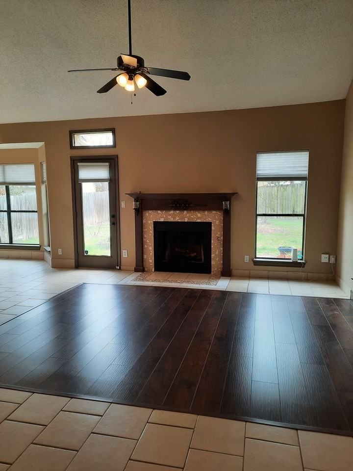 16401 Knottingham Dr - Photo 2 of 22