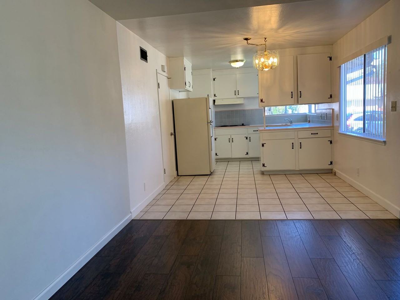 558 Hazel Dell Way - Photo 3 of 11