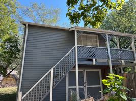 featured image of 830 N Pershing St