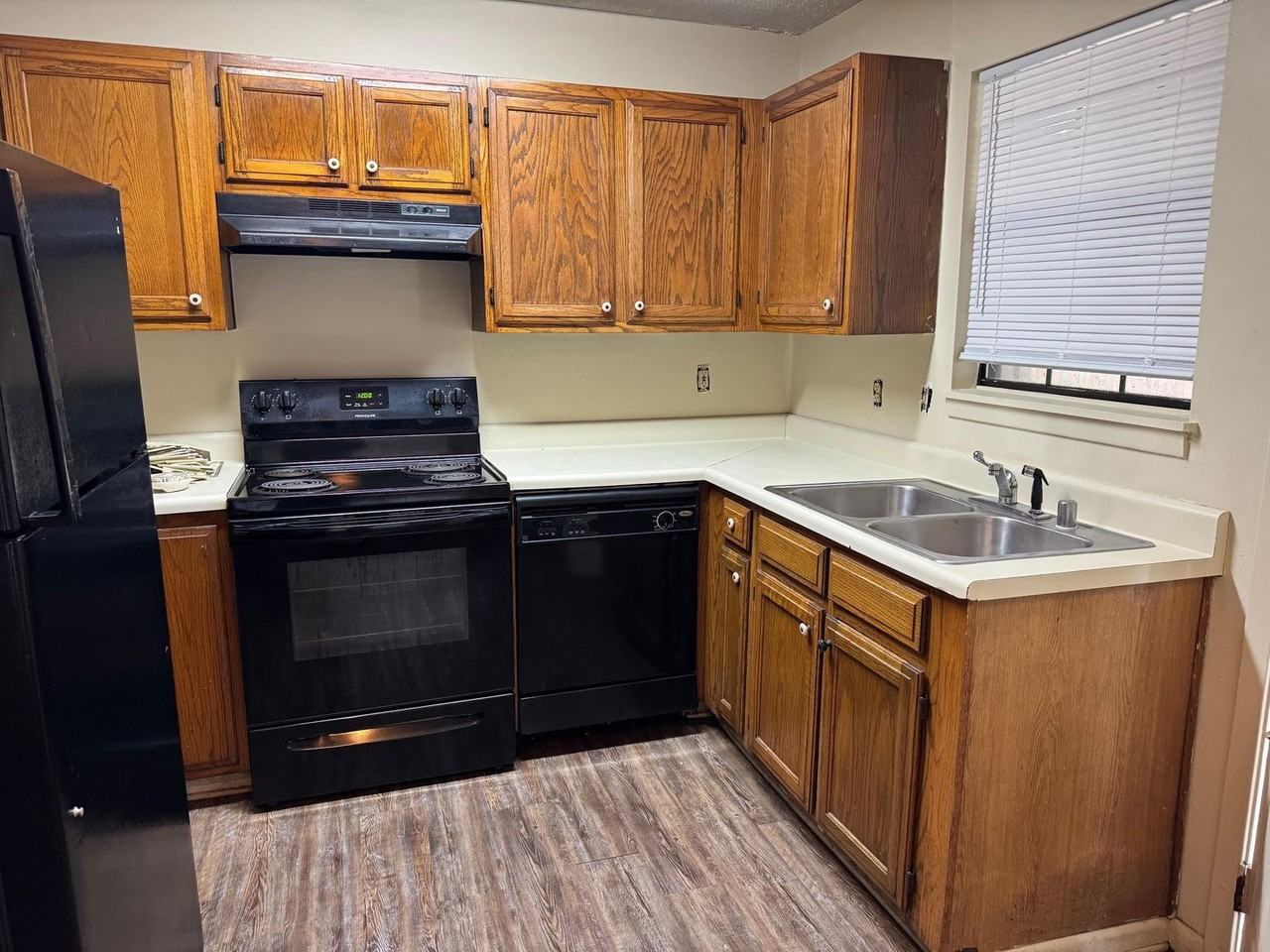 2308 Biltmore Cv #DNT - Photo 3 of 14