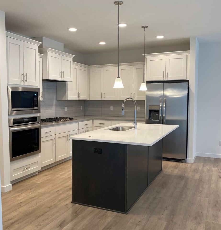 17705 Sw Lockwood Ct - Photo 3 of 36