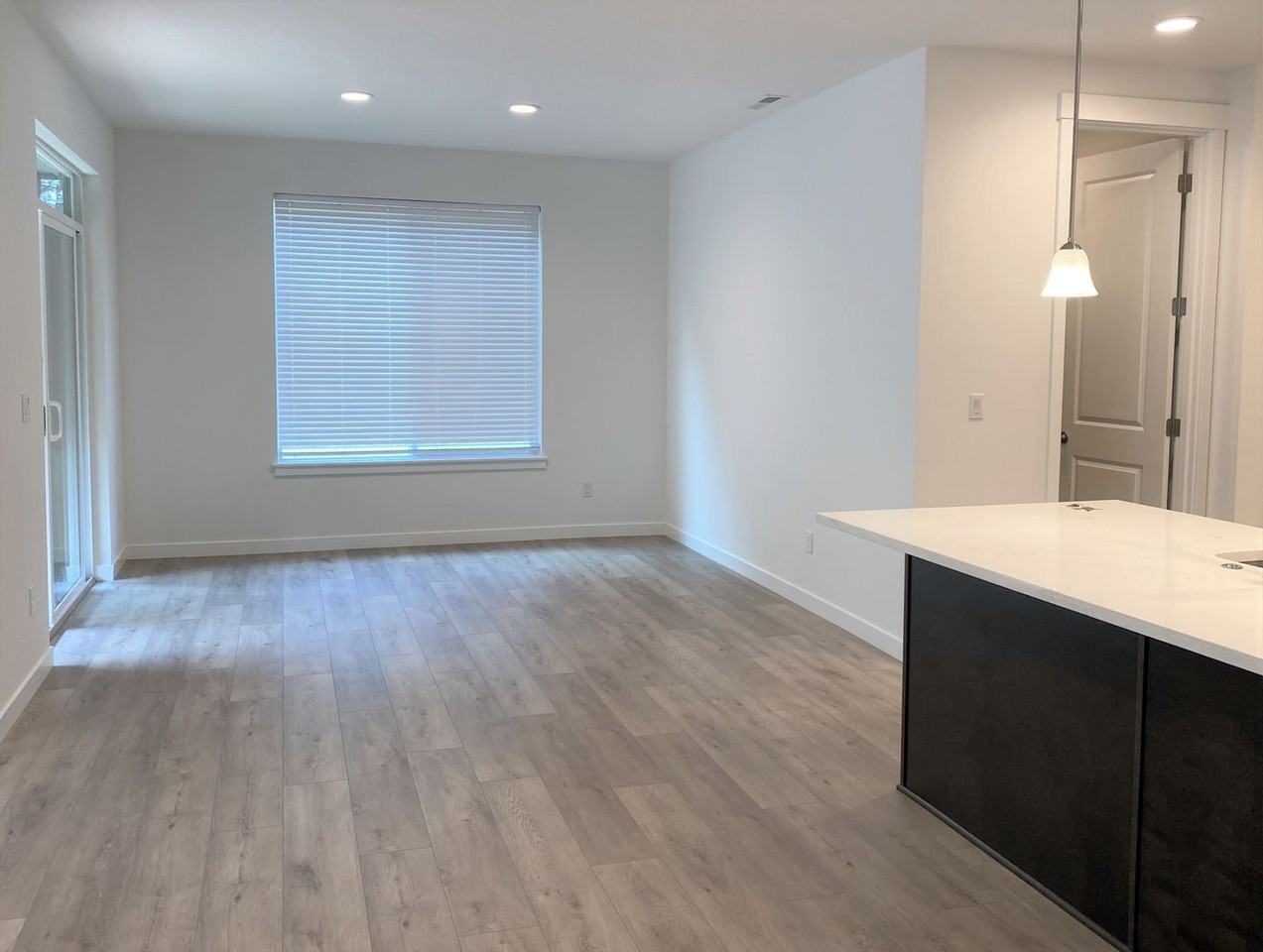 17705 Sw Lockwood Ct - Photo 7 of 36