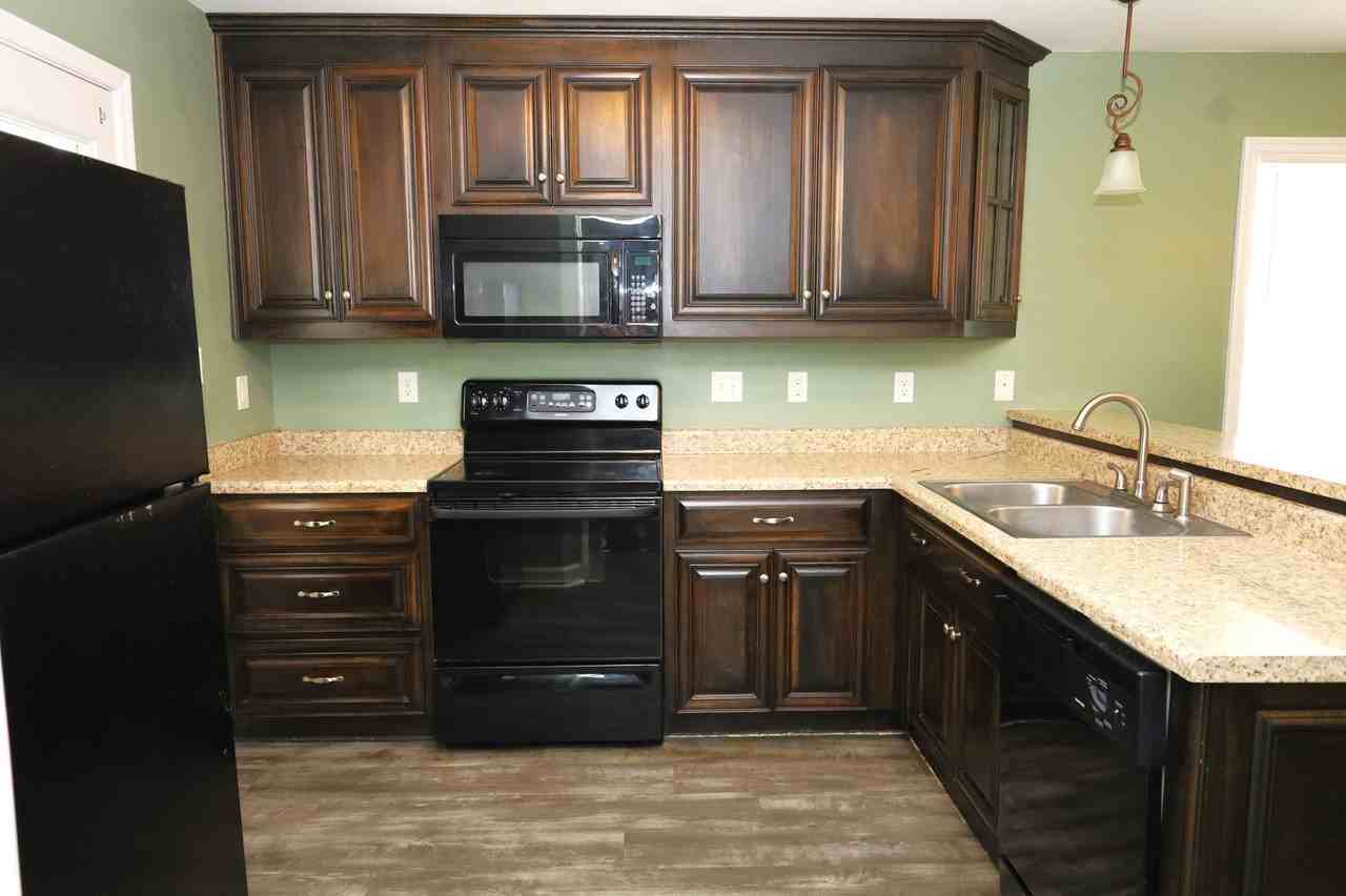 1499 San Bernardino Way - Photo 4 of 12