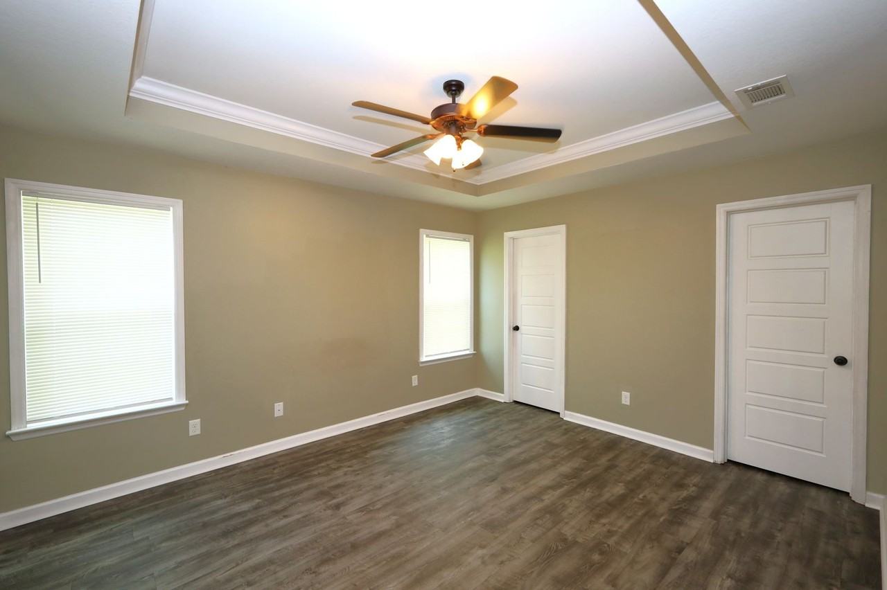 1499 San Bernardino Way - Photo 6 of 12