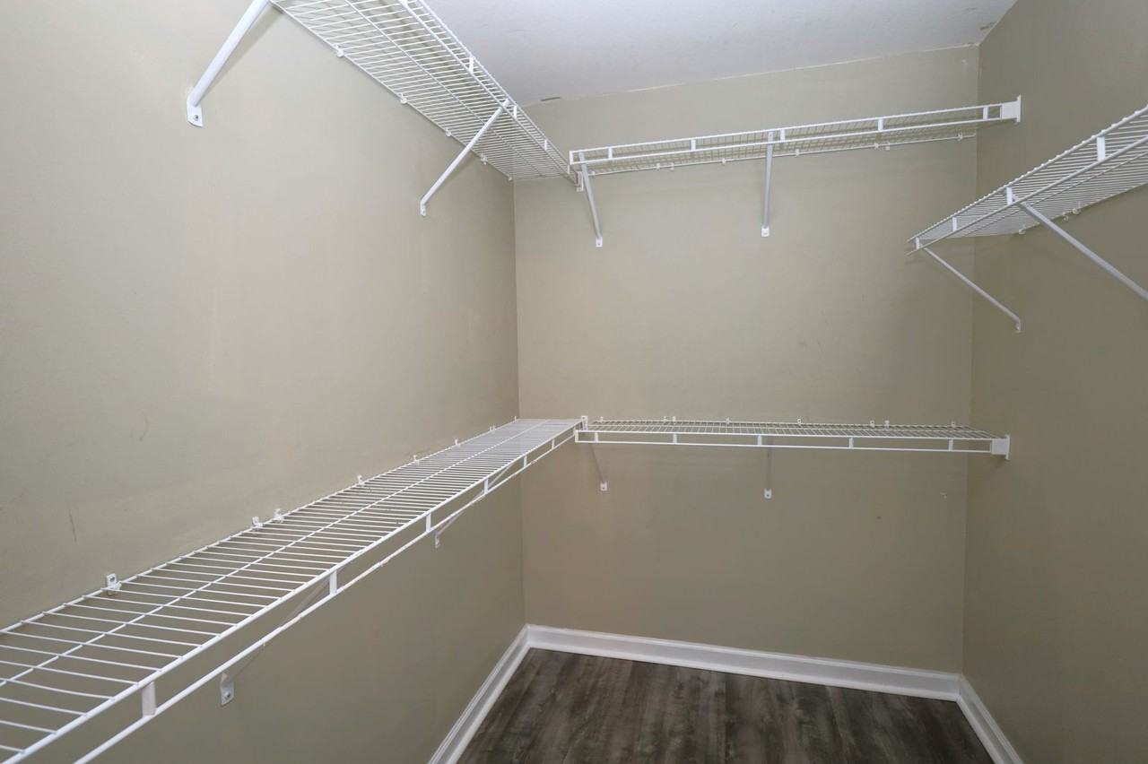 1499 San Bernardino Way - Photo 7 of 12