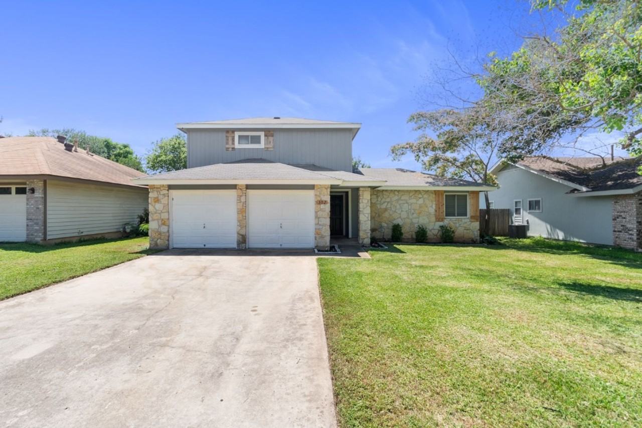 302 Splitrock - Photo 3 of 31