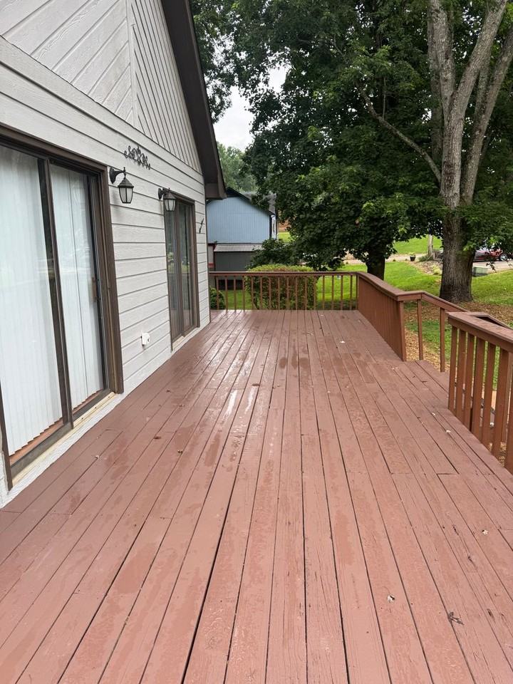2277 Starbrooke Dr - Photo 3 of 15