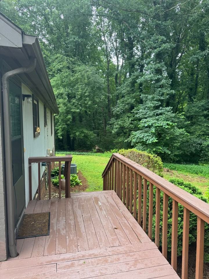 2277 Starbrooke Dr - Photo 4 of 15