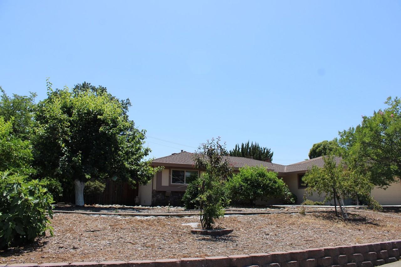 5480 Paragon St - Photo 2 of 23