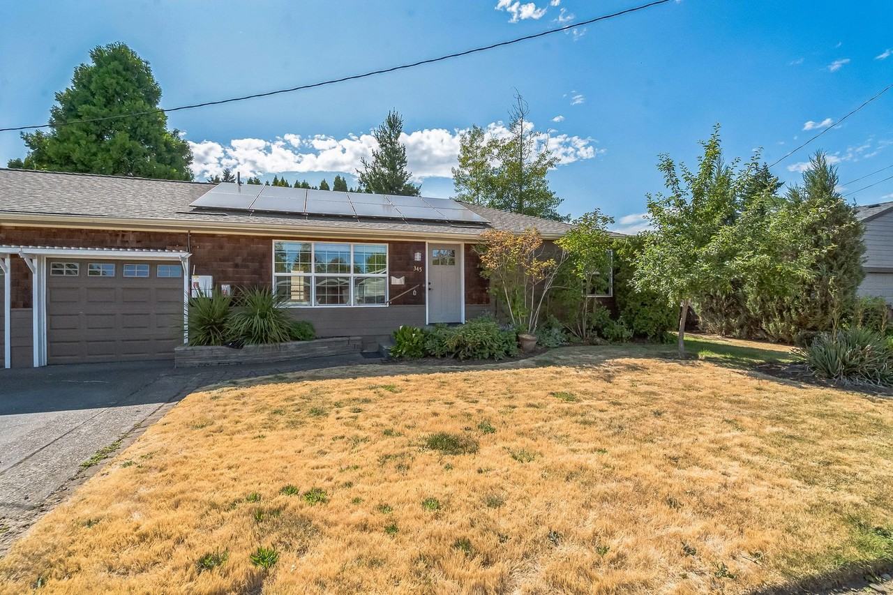 345 Ne 9th Pl - Photo 2 of 14