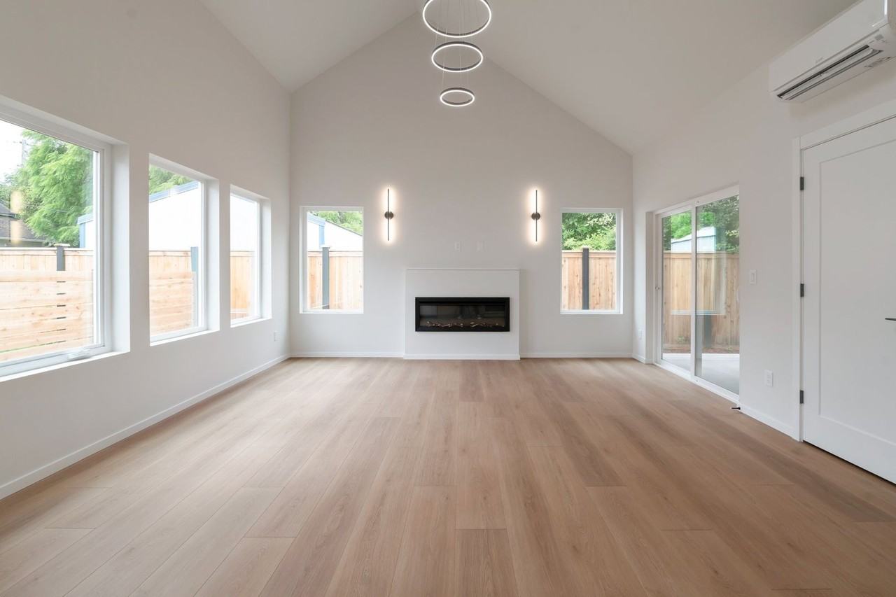 105A Wayne Ave - Photo 7 of 8