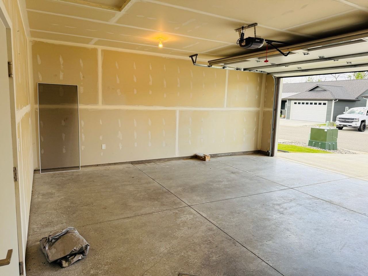 6329 Absaloka Ln - Photo 3 of 16