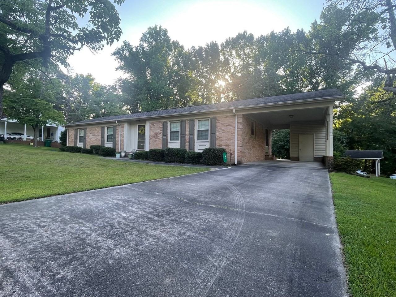 41 Hillcrest Drive - Photo 2 of 30