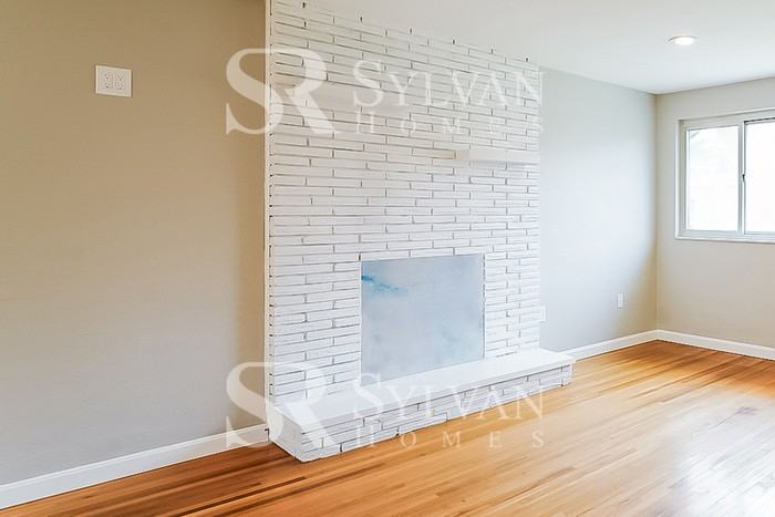 948 Girard Rd - Photo 3 of 15