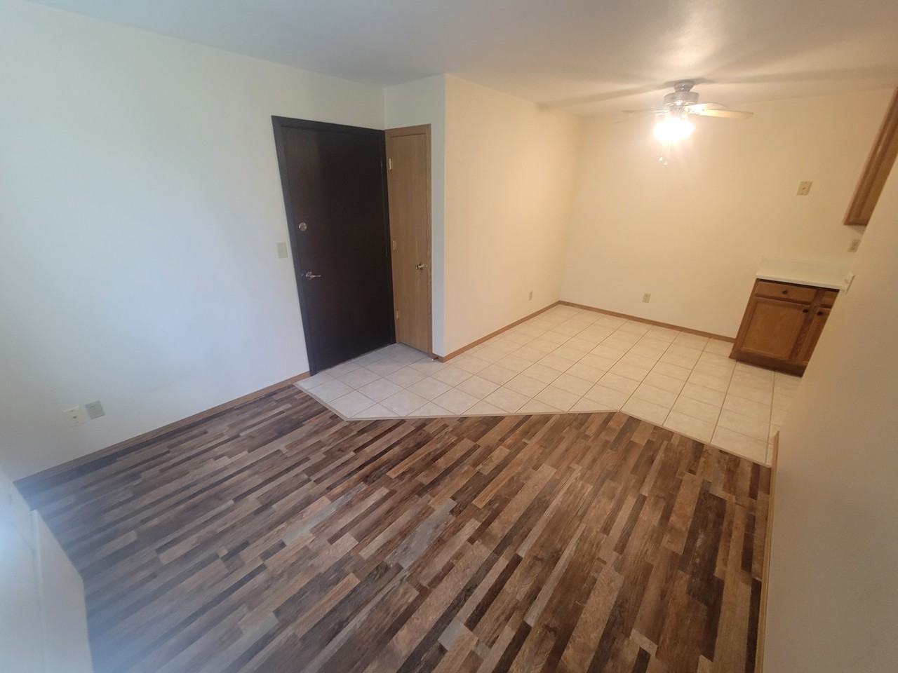 1709 La Crescent St #123 - Photo 3 of 14