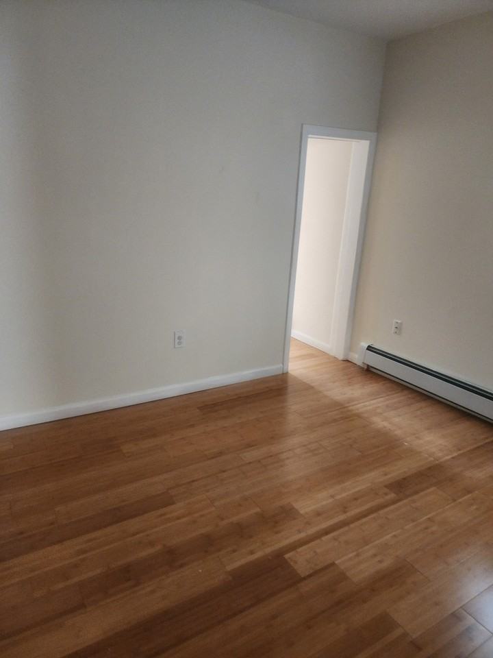 3952 Hill Ave #1 - Photo 2 of 8