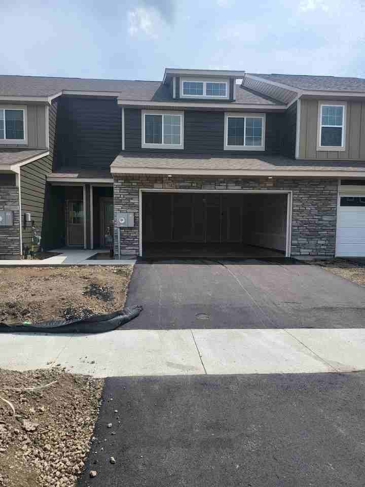 17042 Dysart Pl #17042 - Photo 2 of 50