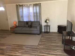 1001 Maple St #NA - Photo 3 of 8