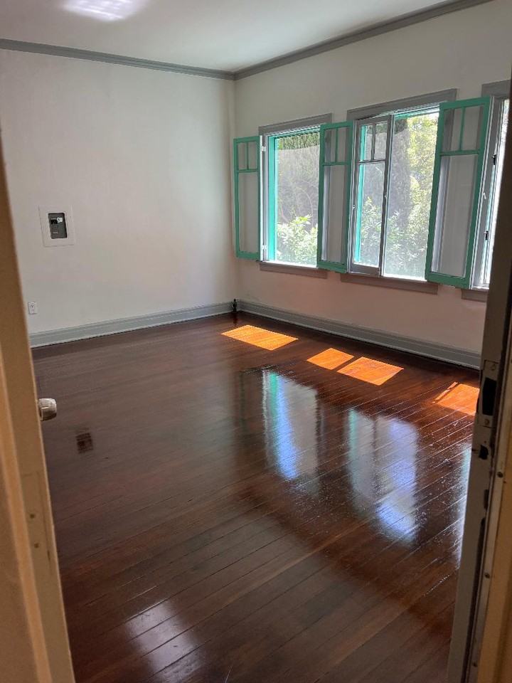 517 S Rampart Blvd #200 - Photo 4 of 10