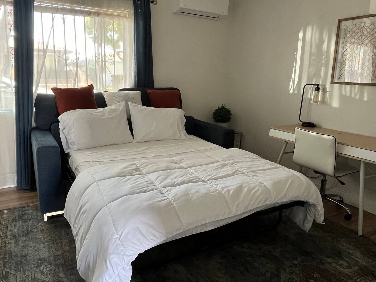 12118 Ramona Avenue - Photo 5 of 27